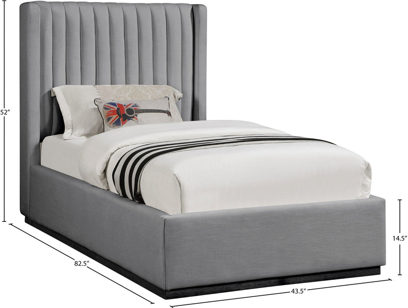 Logan - Bed
