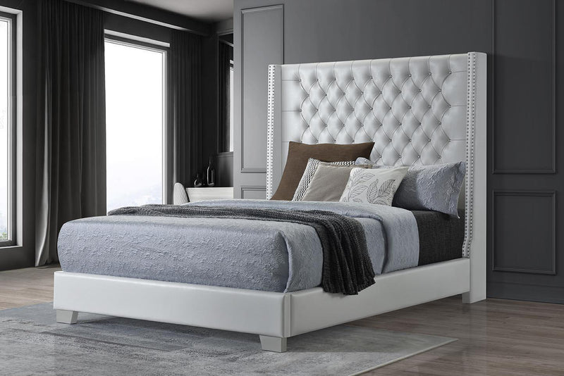 B576 - Faux Leather Bed