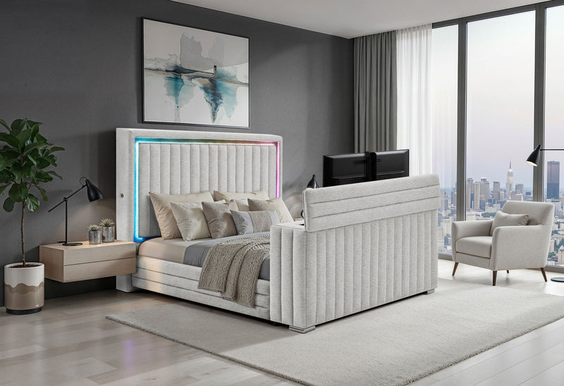 Elias - 5 Piece Queen Bedroom Set TV Footboard - Black / Dark Gray