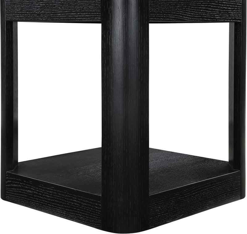 Reeves - Table