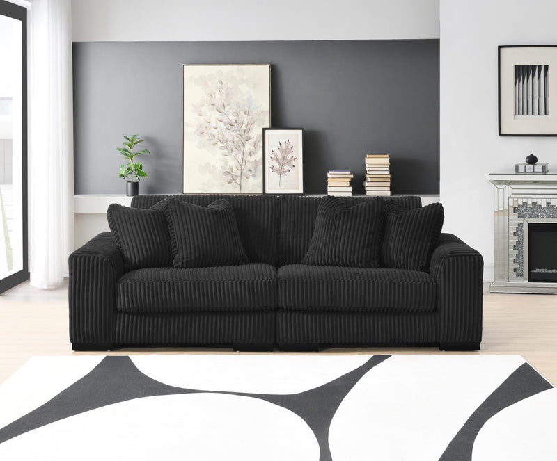 U242 - Sectional With Right Chaise