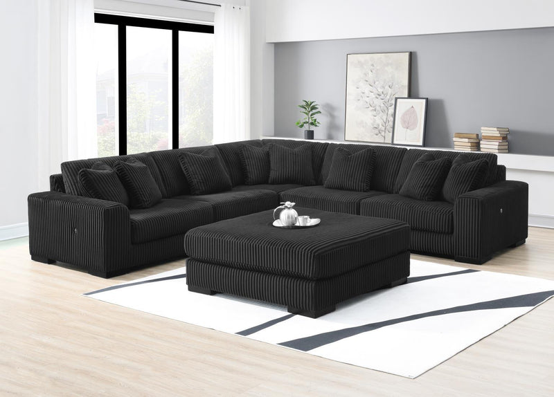 U242 - Sectional With Right Chaise