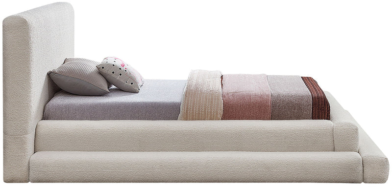Dane - Bed