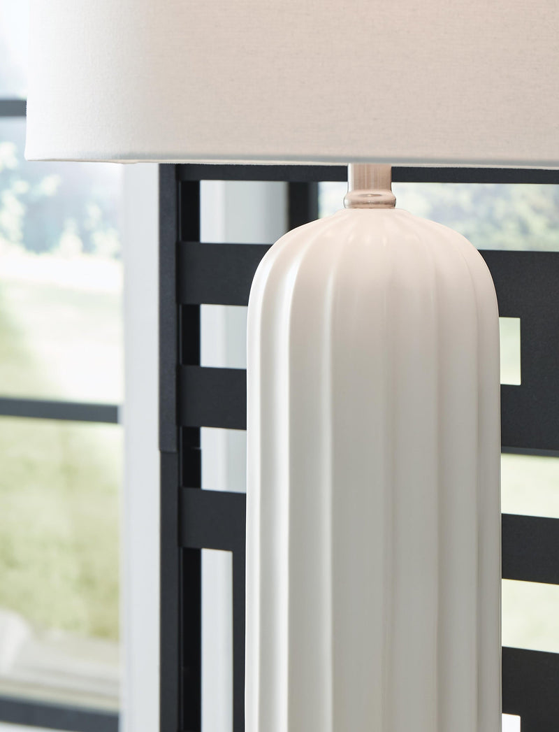 Clarkland Ceramic Table Lamp (2/CN)