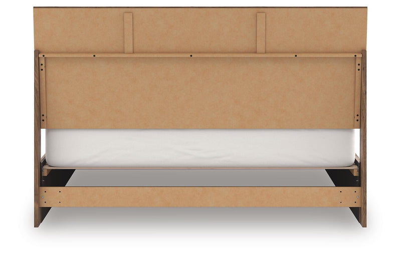 Chirason King Panel Bed