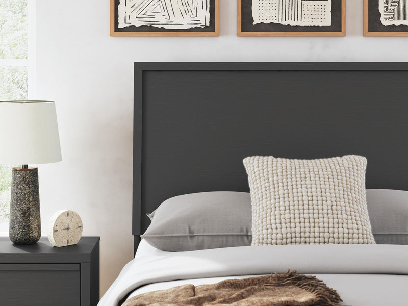 Danziar Full Panel Bed