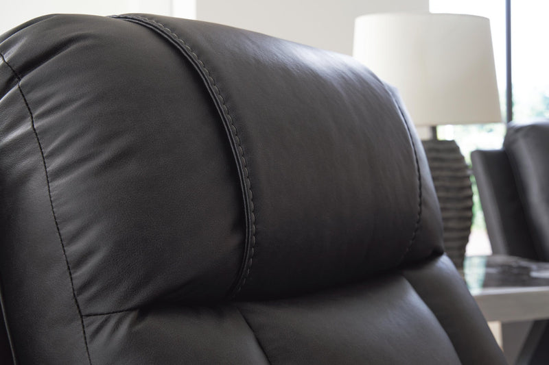 7471388