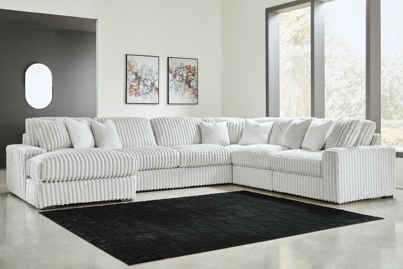 Stupendous 6-Piece Sectional with Chaise