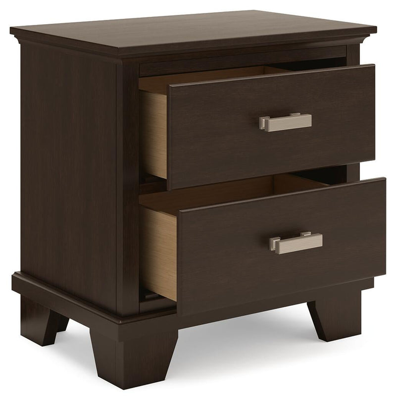 Covetown Full Panel Bed with Mirrored Dresser and Nightstand