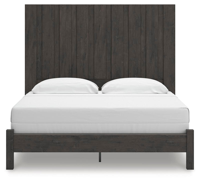 Fraluna King Panel Bed, Dresser, Mirror, Chest and Nightstand