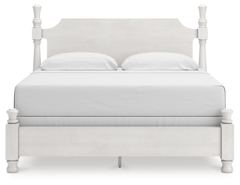 Chadworth King Poster Bed, Dresser and Mirror